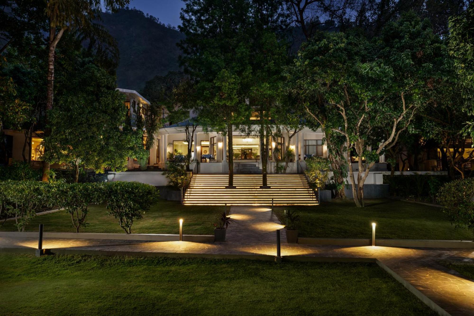 Anand Kashi By The Ganges Rishikesh - Ihcl Seleqtions Hotel Sirasu Exterior photo