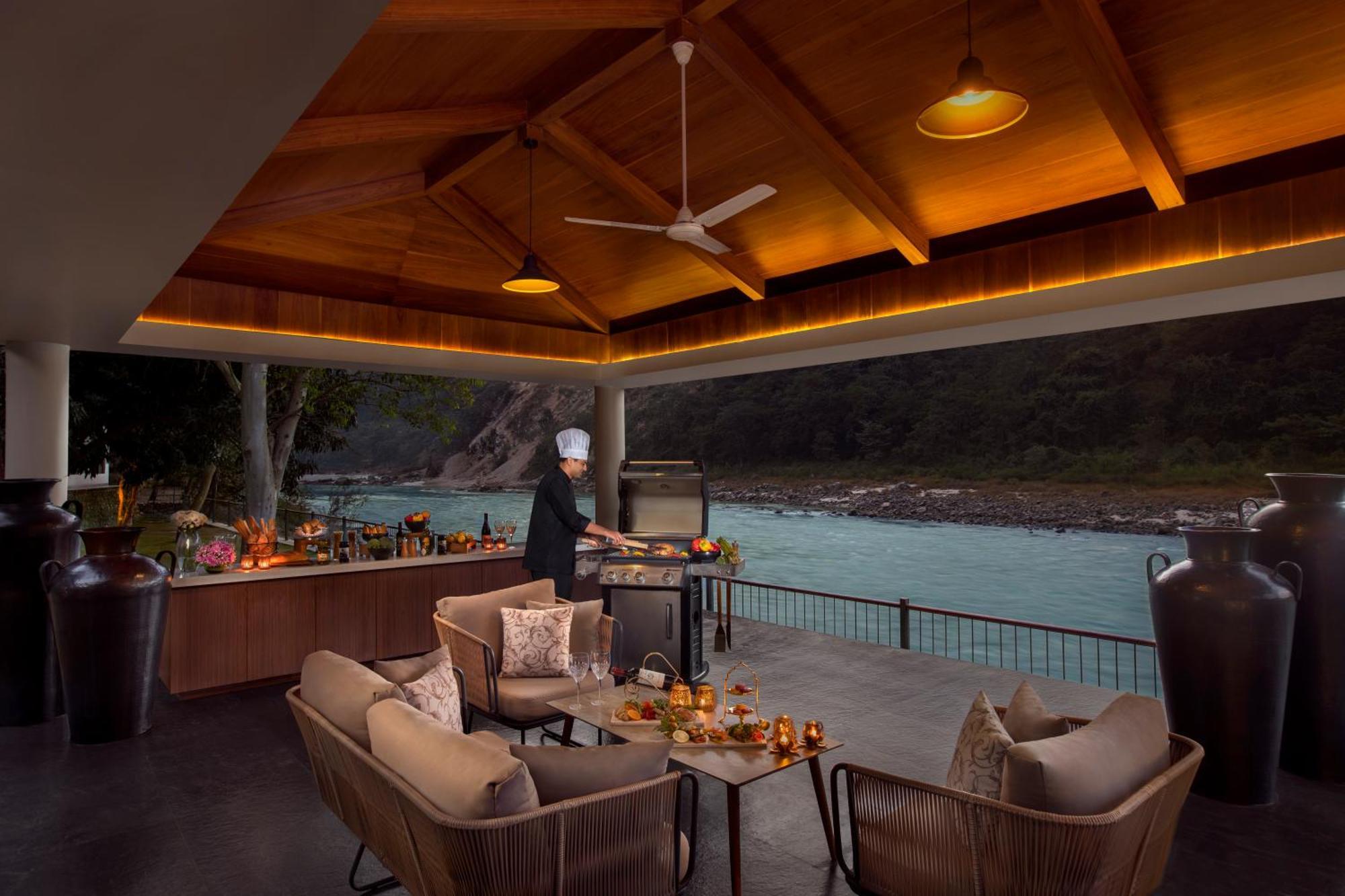 Anand Kashi By The Ganges Rishikesh - Ihcl Seleqtions Hotel Sirasu Exterior photo