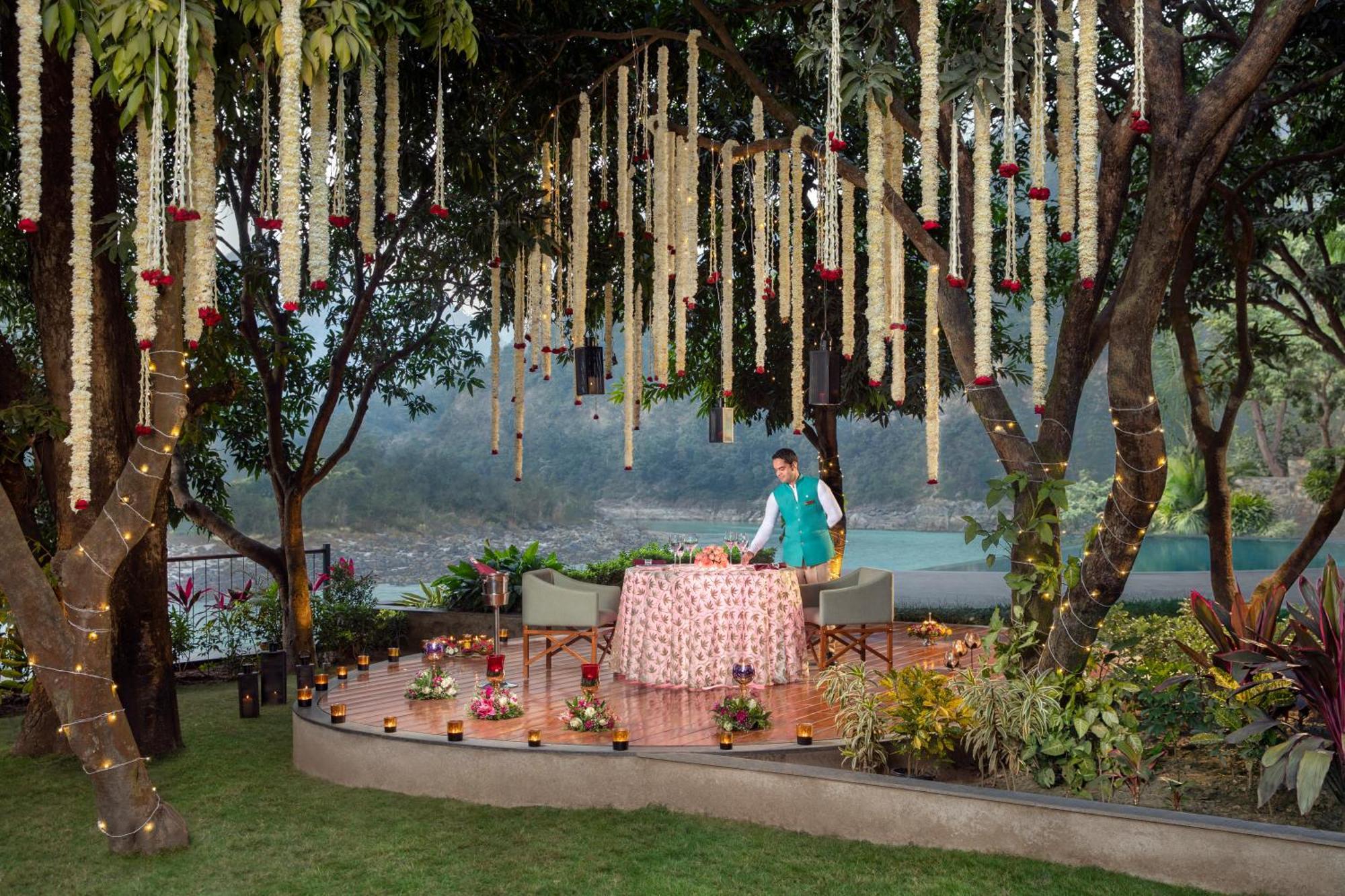 Anand Kashi By The Ganges Rishikesh - Ihcl Seleqtions Hotel Sirasu Exterior photo